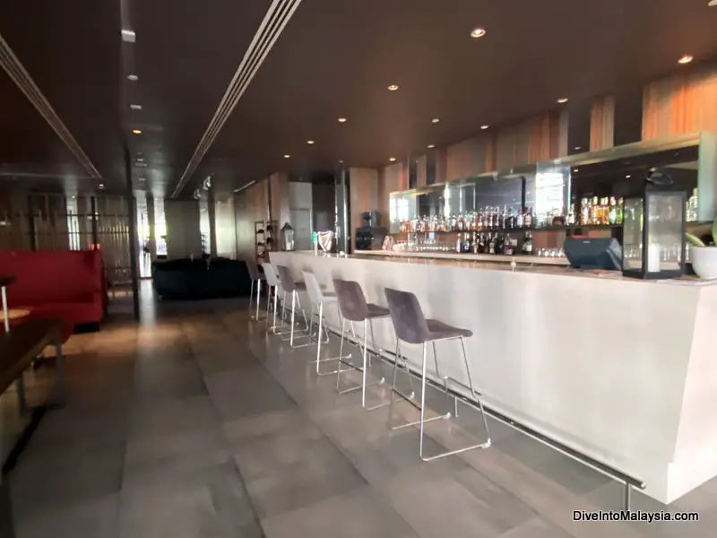 Pullman Miri Waterfront The Drinking Ape