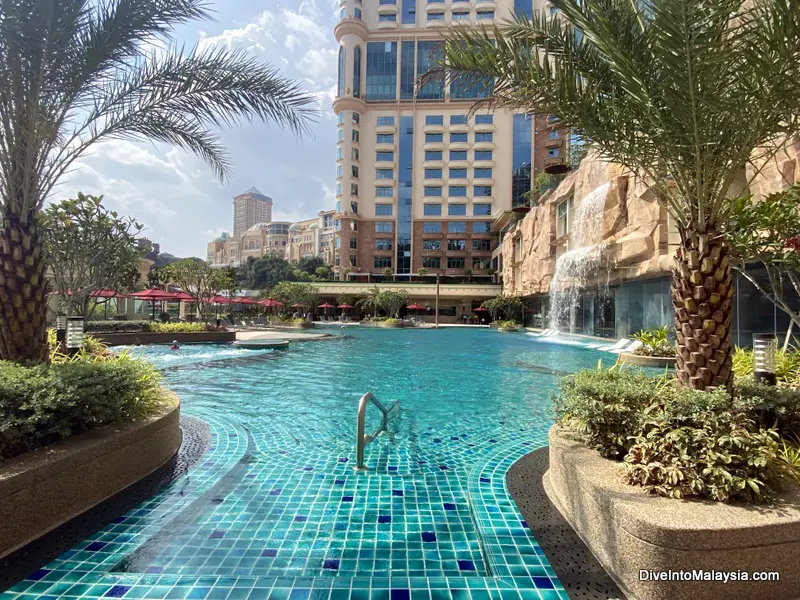 Sunway Resort pool
