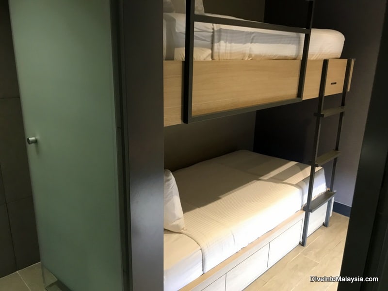 private resting suites in plaza premium lounge