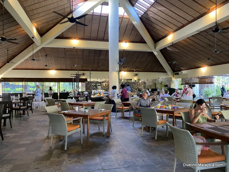 Tanjung Rhu Resort The Sands restaurant for breakfast