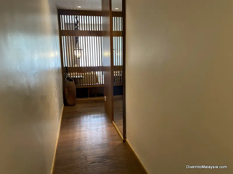 Tanjung Rhu Resort Cahaya King Suite entry to the room