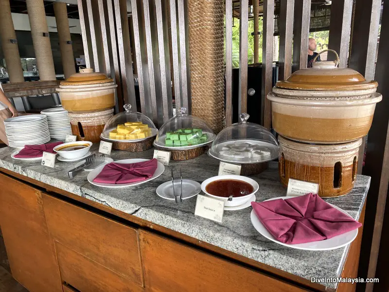 Berjaya Langkawi Beach Brassierie. afternoon tea