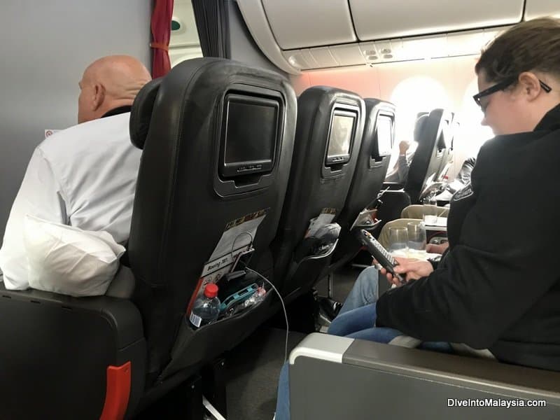 You can get a better idea of the space when people are onboard