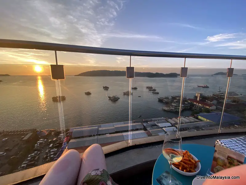 Sunset drinks at Rooftop Bar at Le Méridien Kota Kinabalu