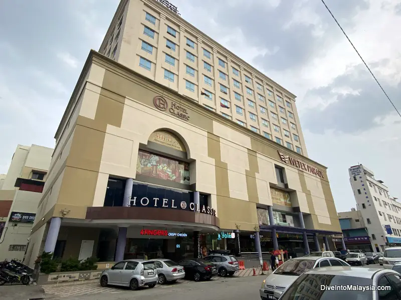 Wetex Parade Shopping Centre Muar